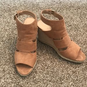 Tan Suede Wedges - Apt 9